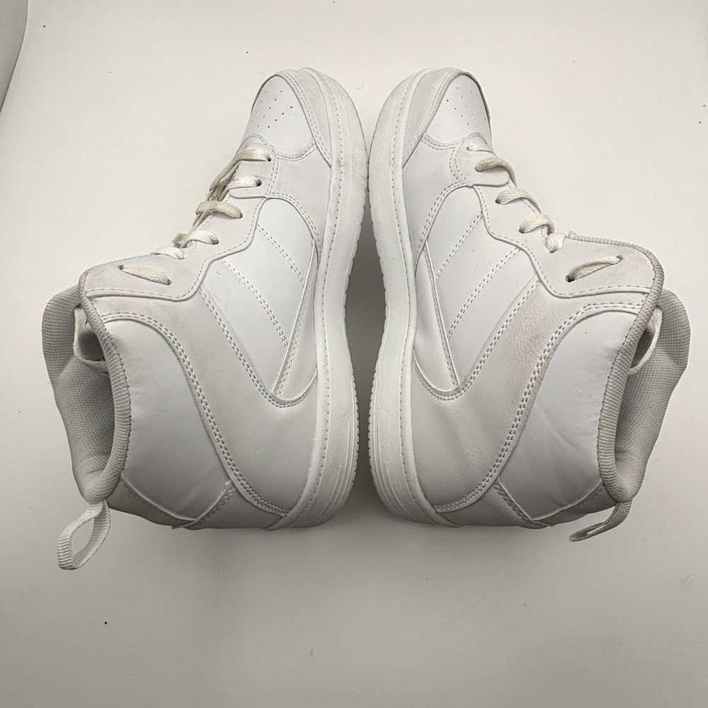 AND1 Shoes Womens 9 High Top Basketball Sneaker White Leather Lace Up Low Top - Picture 4 of 8